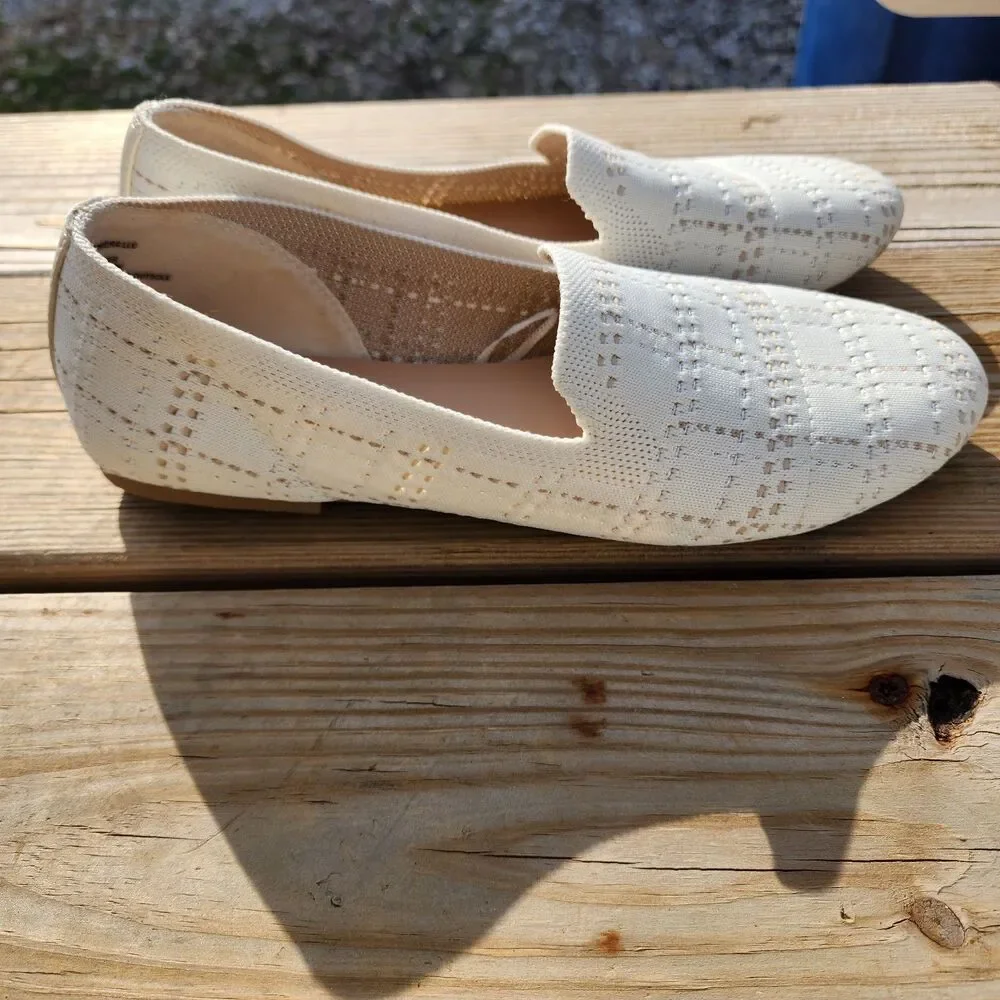 FALLS CREEK White Slip-on Flats Size 7